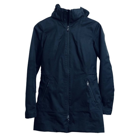 North Face Black Winter Coat w/hood - mid-…